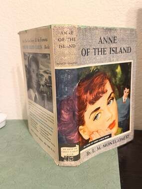 Anne of the Island by LM Montgomery, Grosset & Dunlap Hardcover Vintage Edition